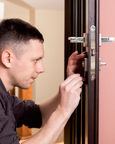 : Professional Locksmith For Commercial And Residential Locksmith Services in Tinley Park